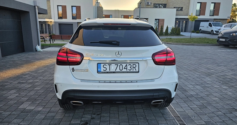 Mercedes-Benz GLA cena 119000 przebieg: 34000, rok produkcji 2019 z Rybnik małe 67